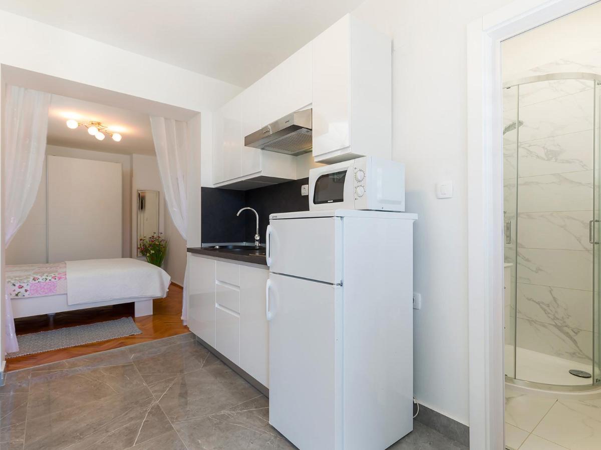 Apartment Manuel Poreč Exteriör bild